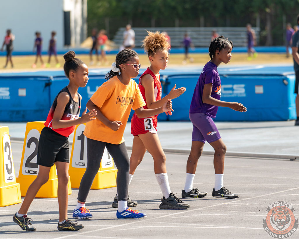 Children running 4